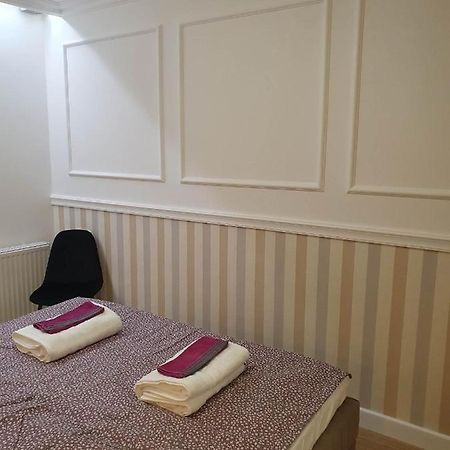 Apartament 3 Pokojowy Lub Pokoj W Mieszkaniu W Nowym Bloku Варшава Екстер'єр фото