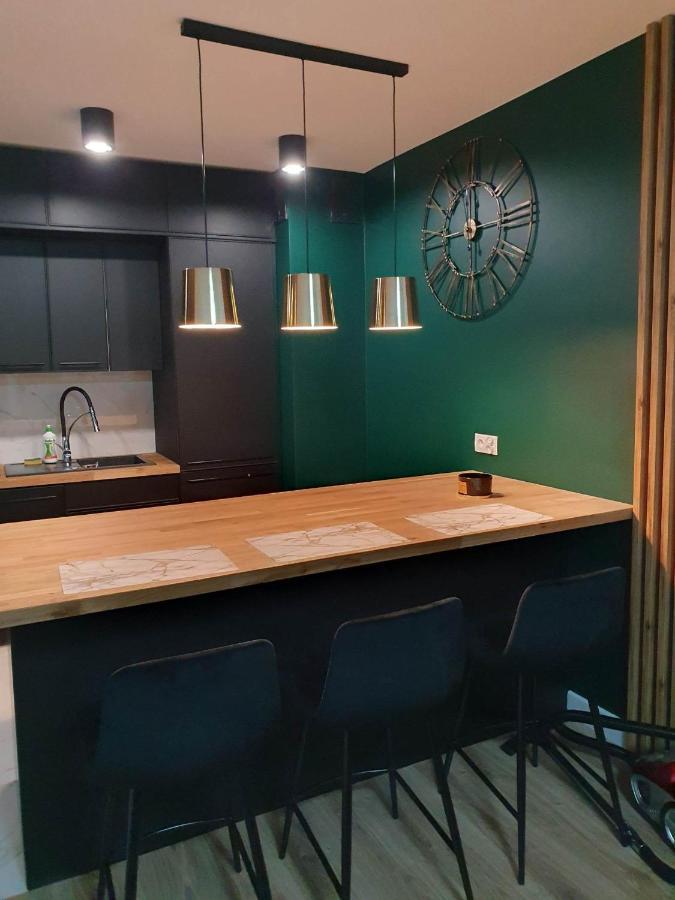 Apartament 3 Pokojowy Lub Pokoj W Mieszkaniu W Nowym Bloku Варшава Екстер'єр фото