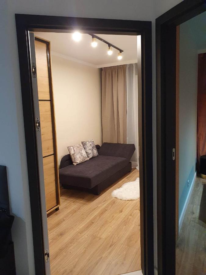 Apartament 3 Pokojowy Lub Pokoj W Mieszkaniu W Nowym Bloku Варшава Екстер'єр фото