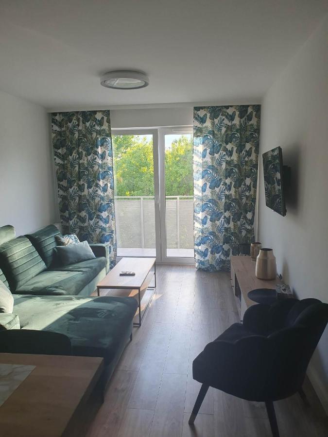 Apartament 3 Pokojowy Lub Pokoj W Mieszkaniu W Nowym Bloku Варшава Екстер'єр фото